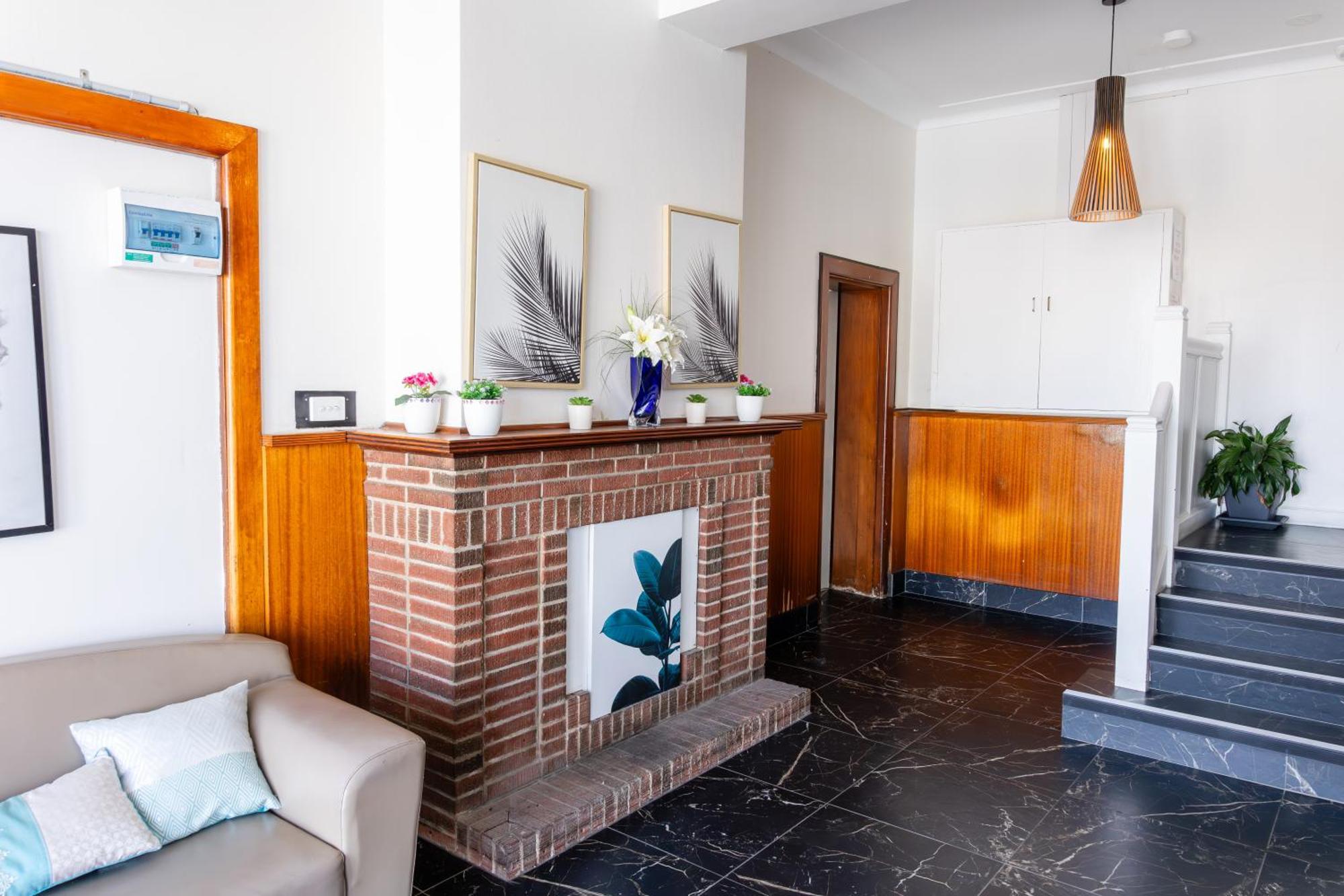 Exchange Hotel Goulburn Bagian luar foto