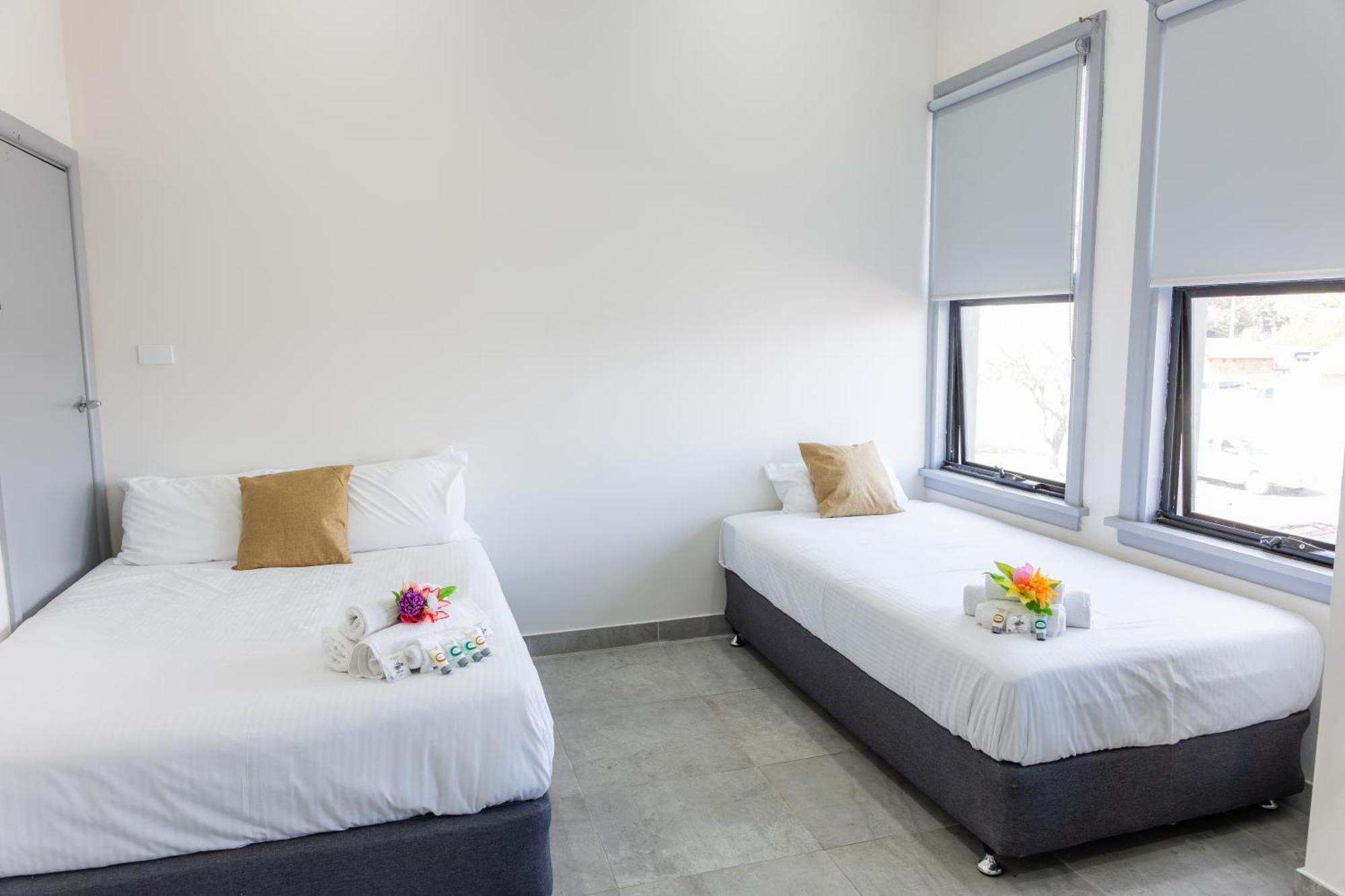 Exchange Hotel Goulburn Bagian luar foto